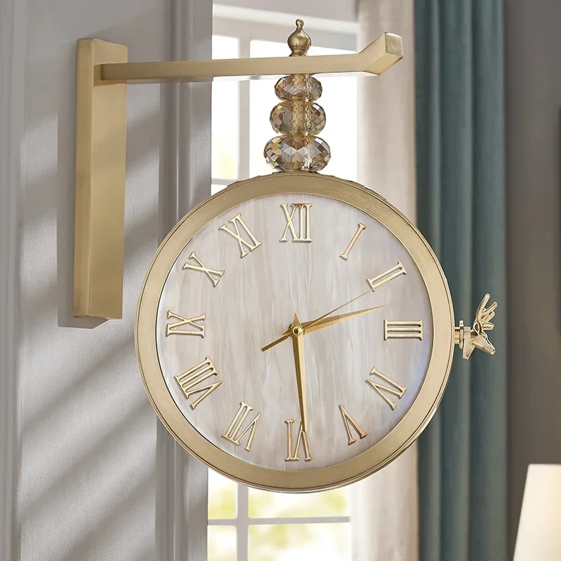 ساعة حائط مزدوجة الوجه لغرفة ا - مراجعة Luxury Watch Europe وسعره