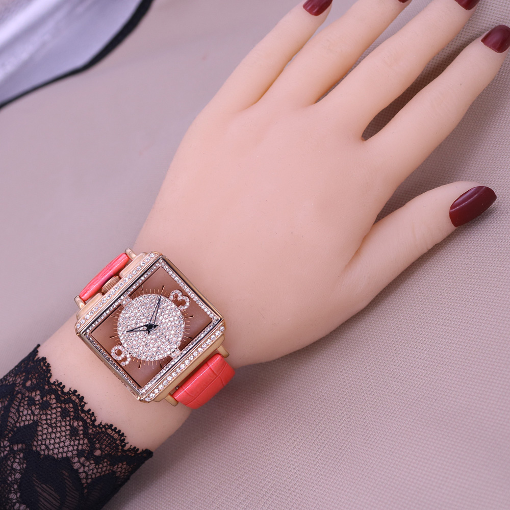 تخفيض السعر!!!! ساعة كريستال ن - مراجعة Luxury Watch Discount وسعره