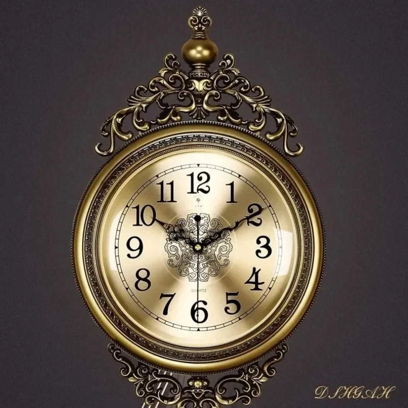 ساعة حائط ذهبية فاخرة كبيرة لل - مراجعة Luxury Watch Europe وسعره