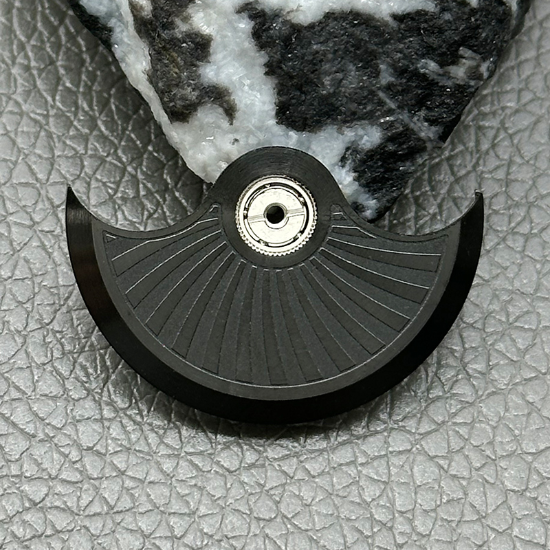 120 نمطًا من دوارات NH35 الأوت - مراجعة Exhibition Caseback وسعره