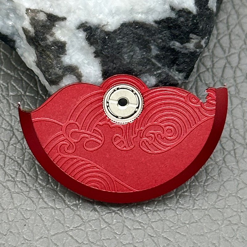 120 نمطًا من دوارات NH35 الأوت - مراجعة Exhibition Caseback وسعره