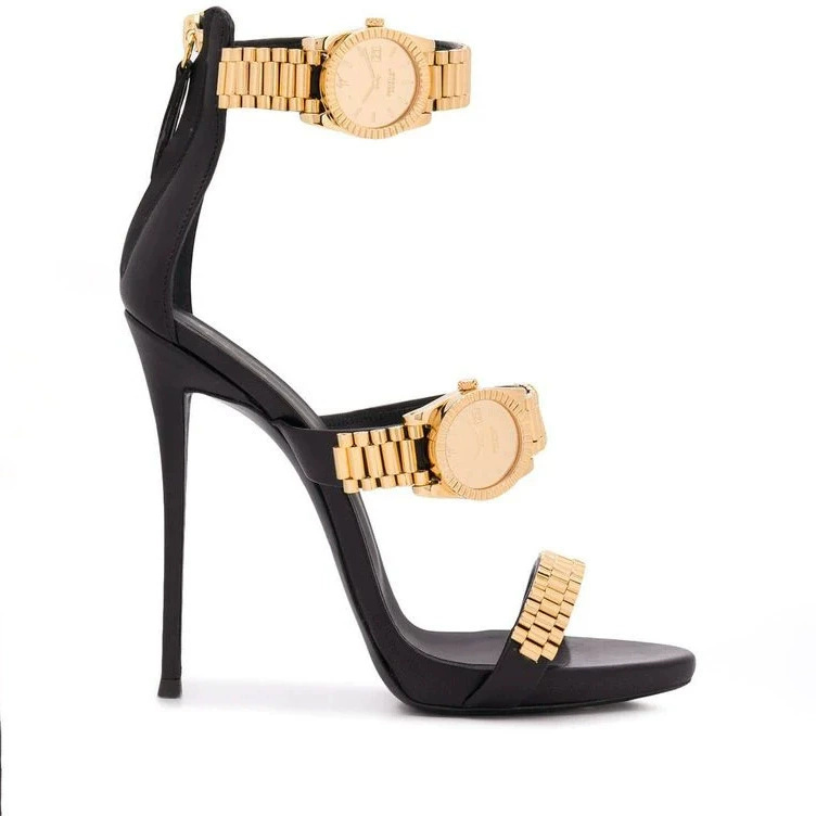 صندل نسائي أسود من الجلد مع حز - مراجعة Luxury Watch Events وسعره